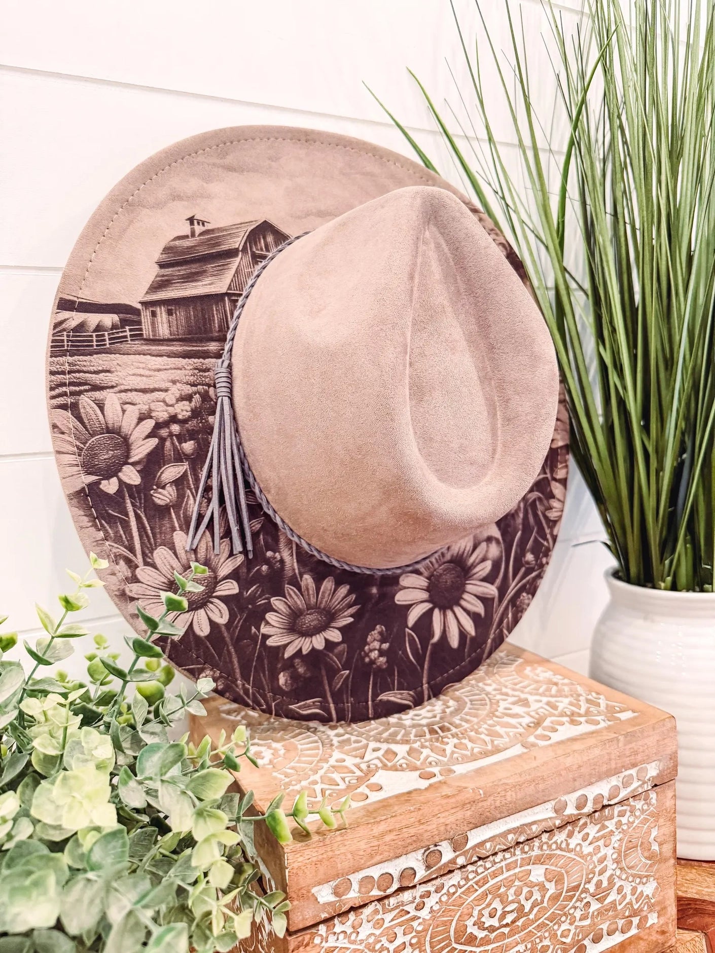 Engraved Highland Cow Hat, Floral Engraved Cowboy Hat, Sunflower Hat, Sunflower Burned Fedora, Engraved Suede Hat, Boho Hat, Vegan Suede (Copy)