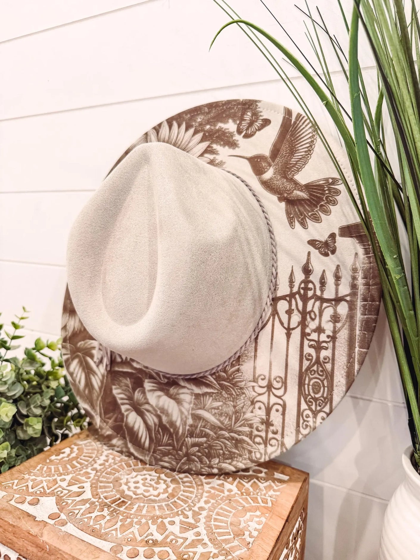 Hummingbird Engraved Hat, Floral Engraved Cowboy Hat, Burned Fedora, Engraved Suede Hat, Boho Hat, Vegan Suede Cowboy Hat, Women's Cowboy Hat
