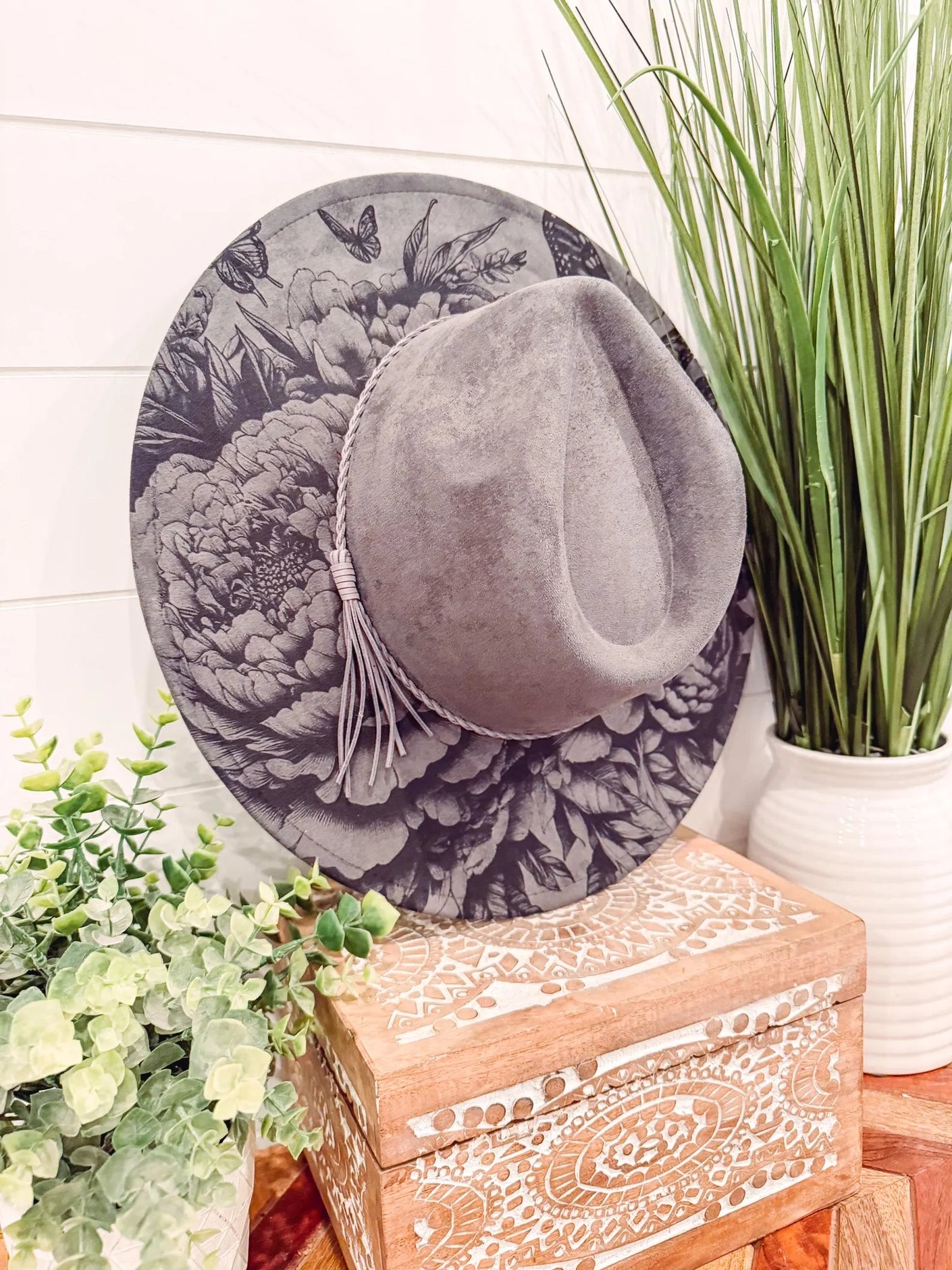 Peony Butterfly Engraved Hat, Floral Engraved Cowboy Hat, Burned Fedora, Engraved Suede Hat, Boho Hat, Vegan Suede Cowboy Hat