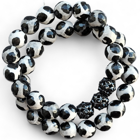 DZI Agate Black & White Bracelet