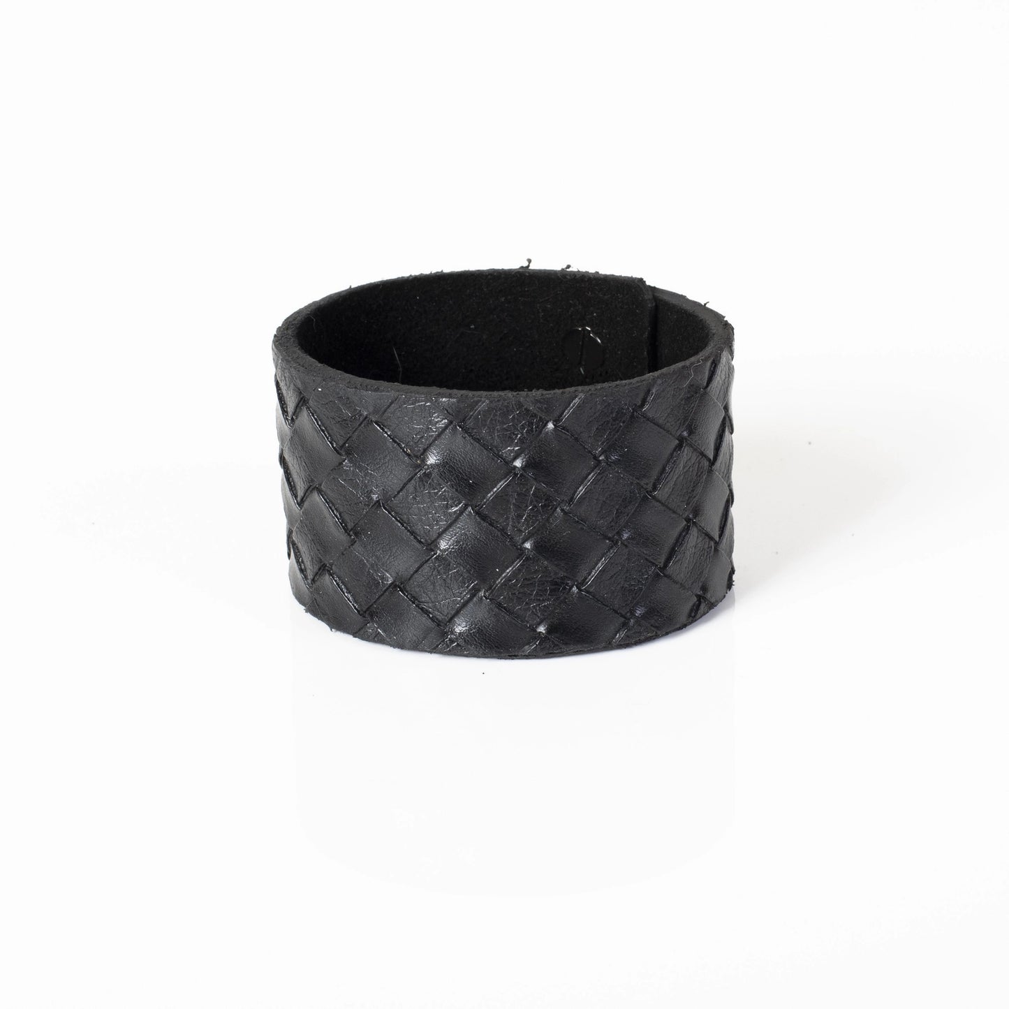 The Handsome Scale Leather Bracelet