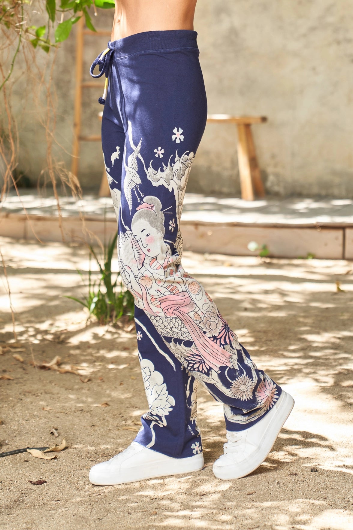 Paparazzi by Biz - Stretch Fit Dragon Print Lounge Pant with Raw Hem