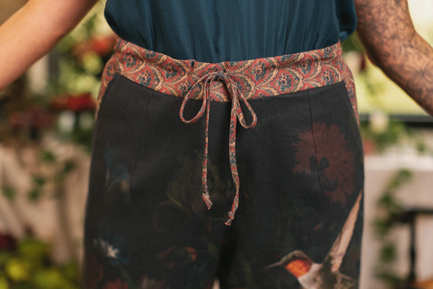 Flight of Fancy Linen Cropped Artist Pants With Hummingbird