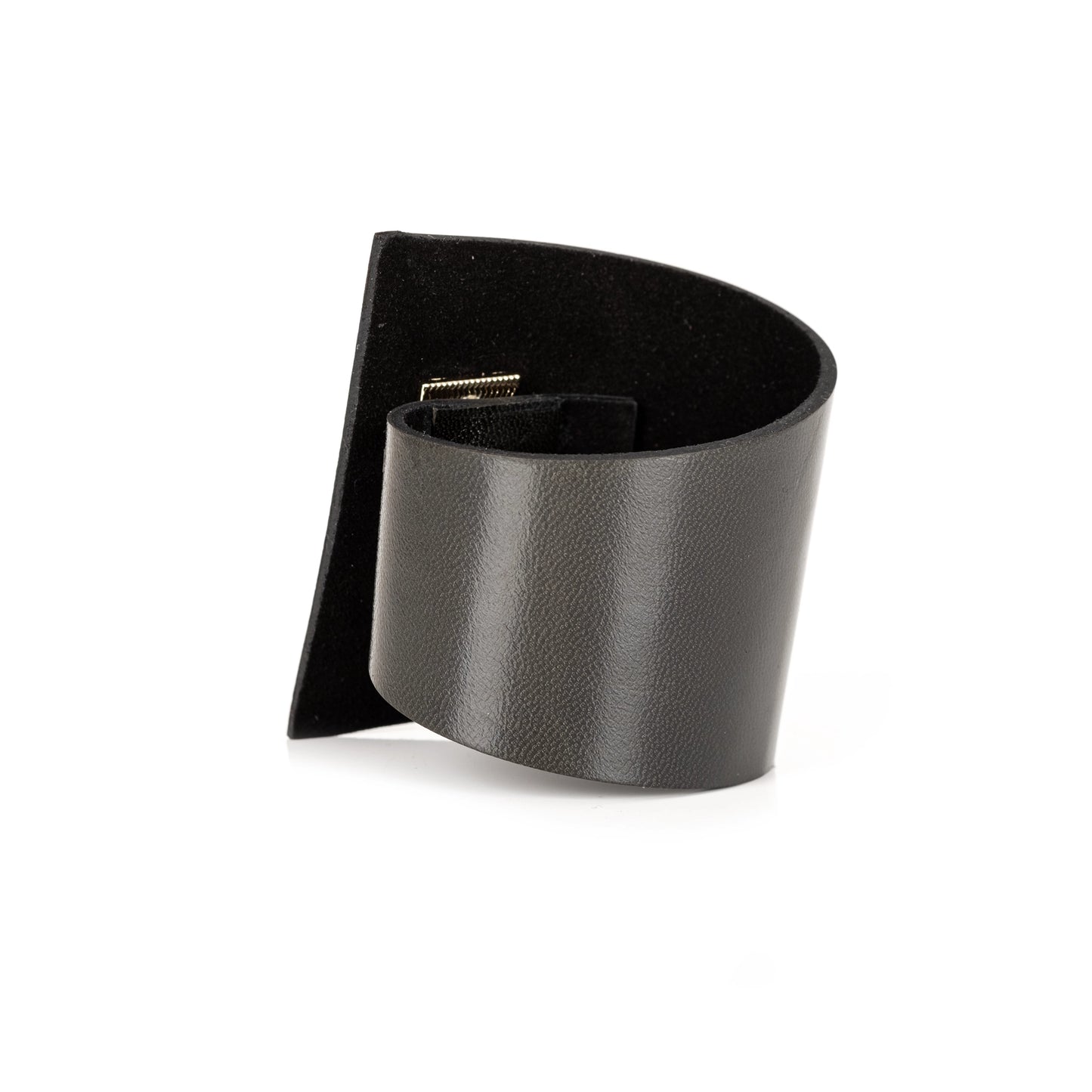 The Crisp Tear Leather Cuff Bracelet