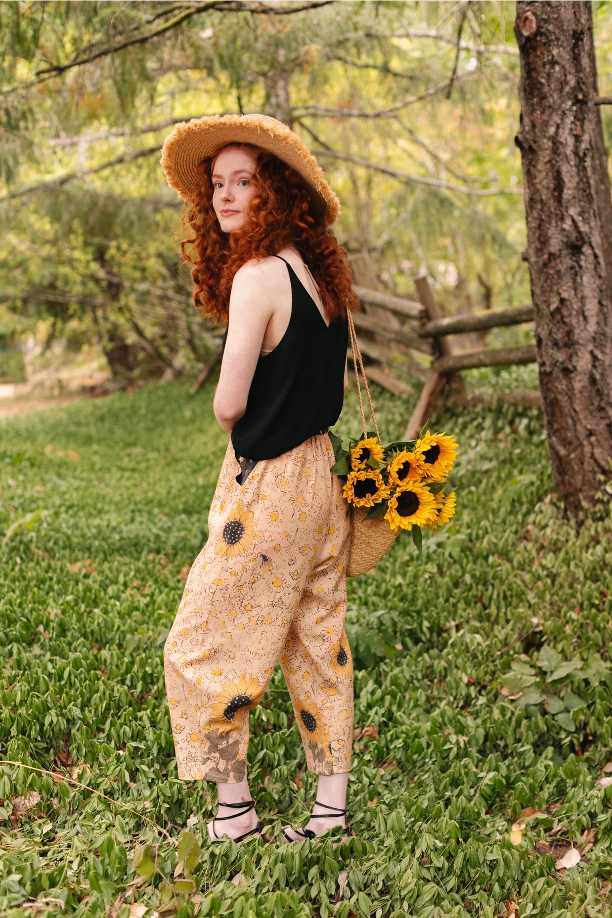 Milk & Honey Boho Linen Bee Sunflower Cropped Artist Pants