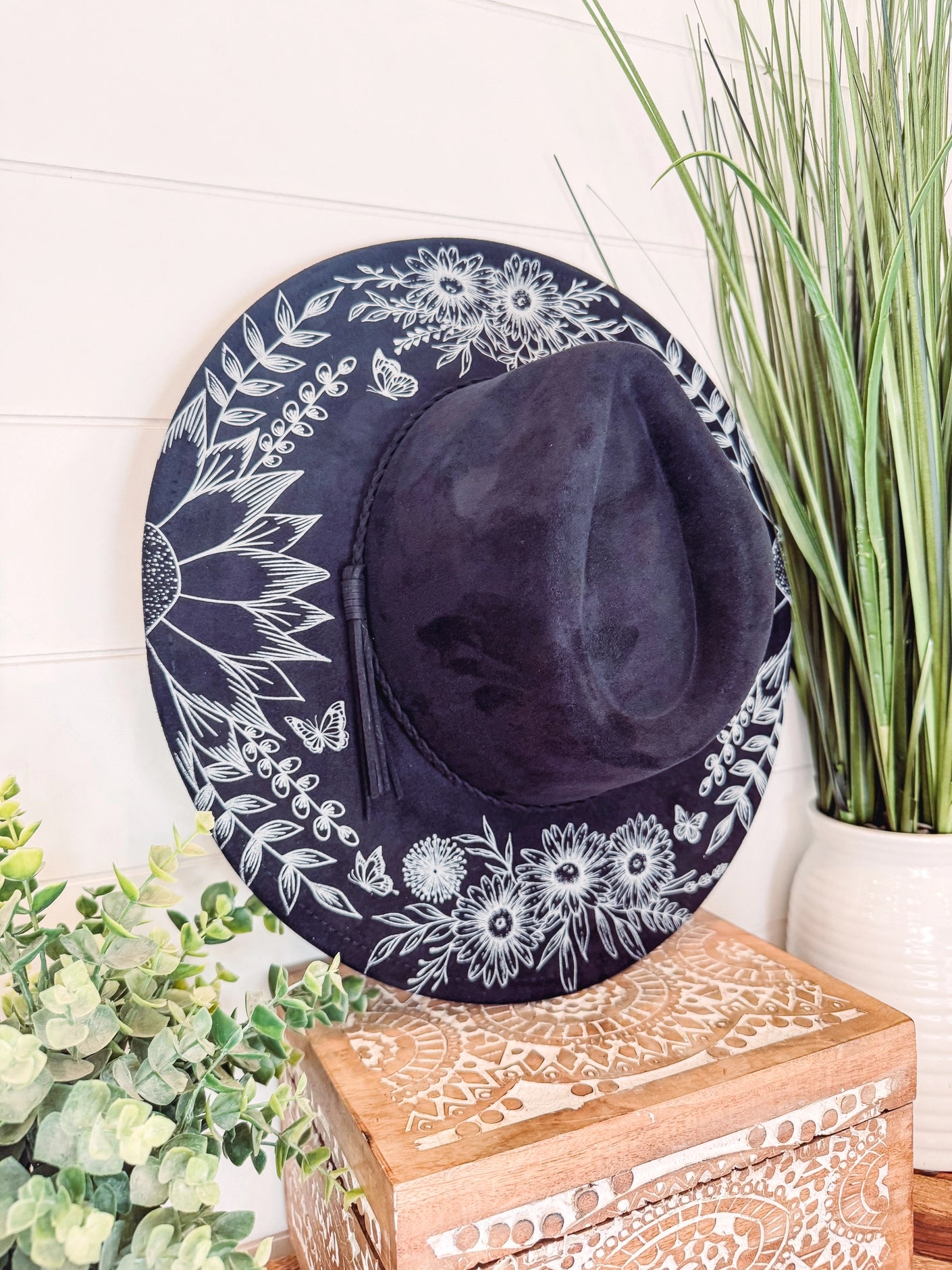 Wild Floral Burned Hat, Floral Engraved Cowboy Hat, Sunflower Hat, Sunflower Burned Fedora, Engraved Suede Hat, Boho Hat, Vegan Suede