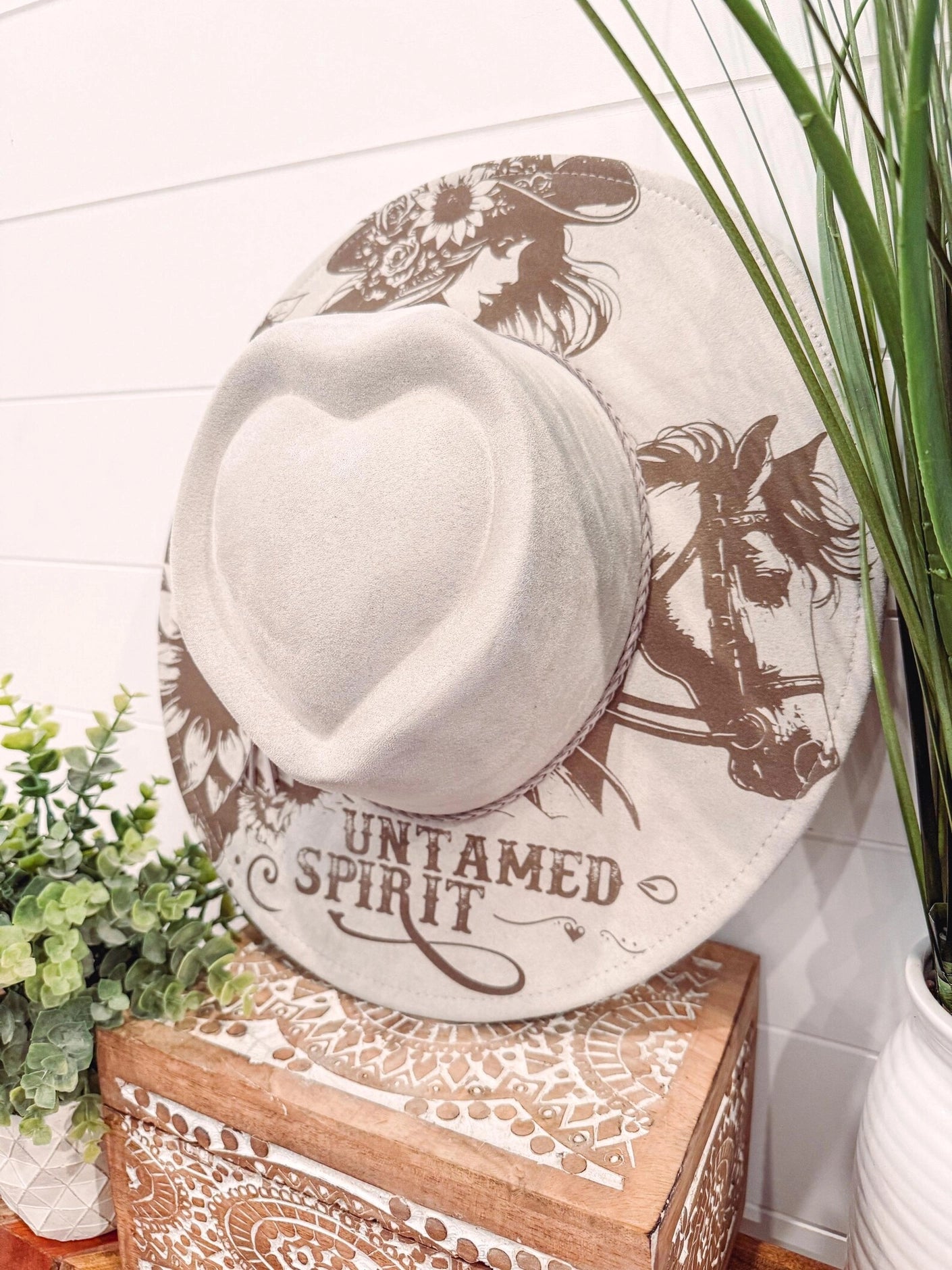 Untamed Spirit Engraved Heart Hat, Floral Engraved Cowboy Hat, Burned Fedora, Engraved Suede Hat, Boho Hat, Vegan Suede Cowboy Hat, Women's Cowboy Hat