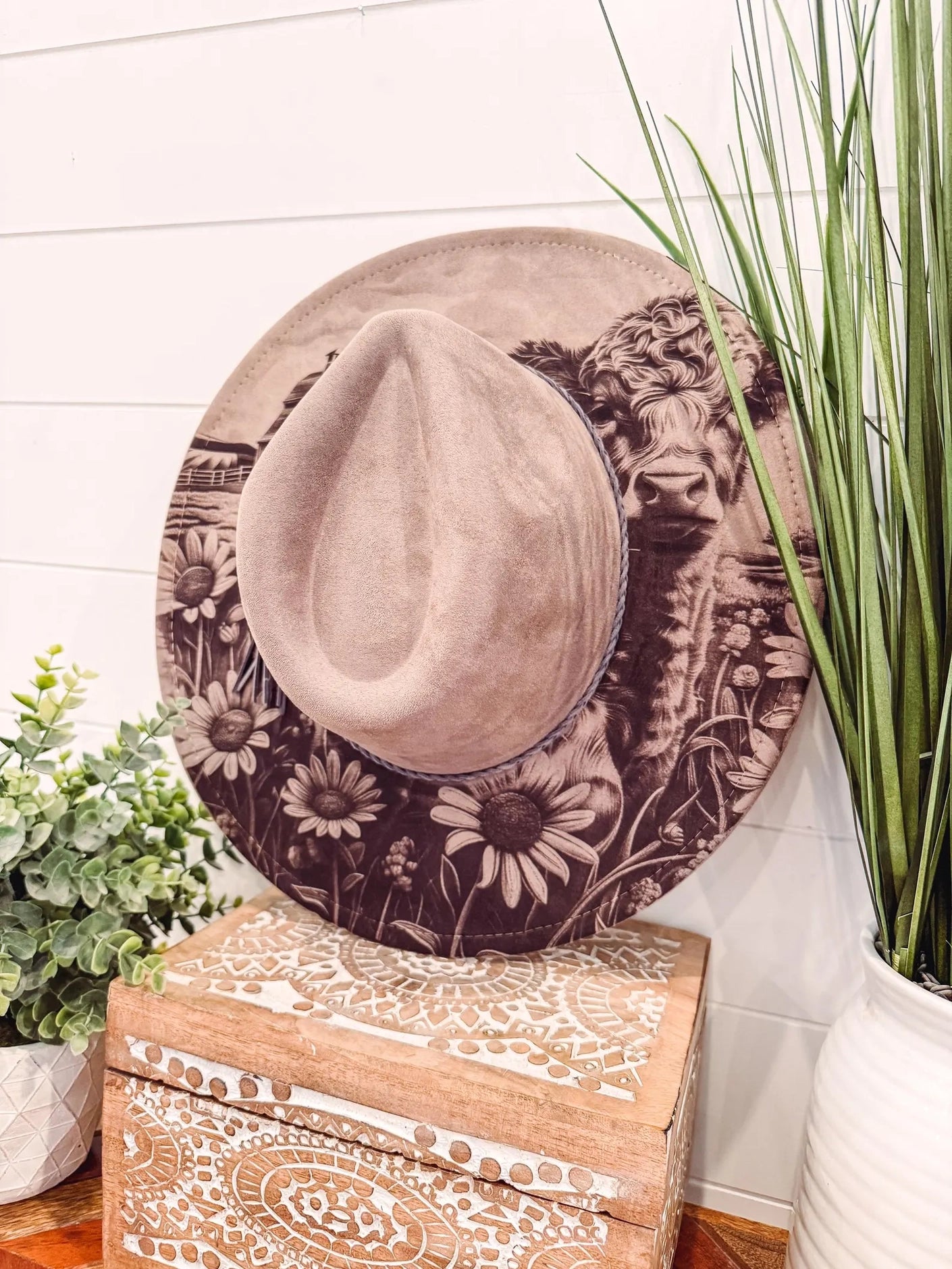 Engraved Highland Cow Hat, Floral Engraved Cowboy Hat, Sunflower Hat, Sunflower Burned Fedora, Engraved Suede Hat, Boho Hat, Vegan Suede (Copy)