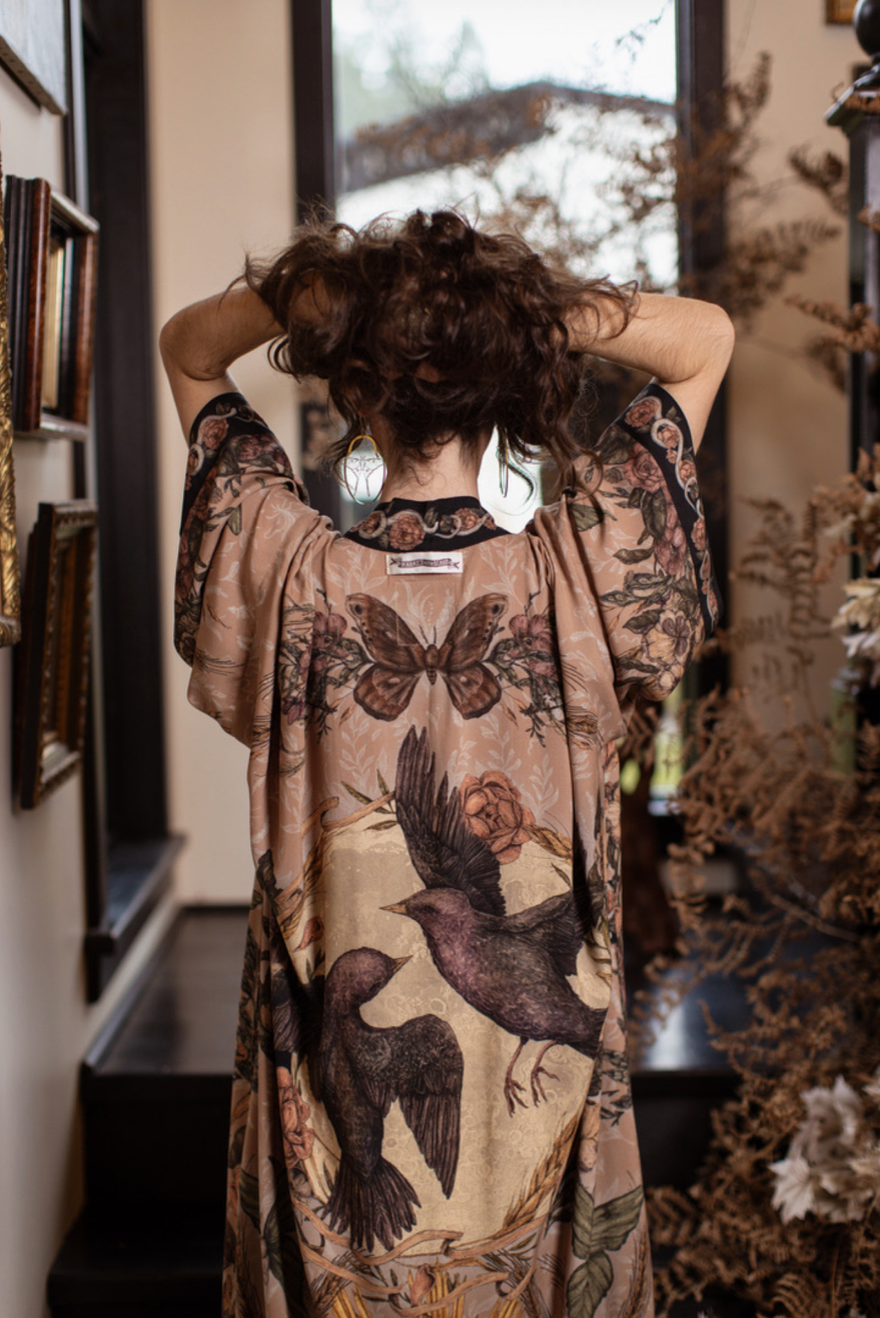 Momento Opera Duster Kimono Robe w/ Starling & Skull