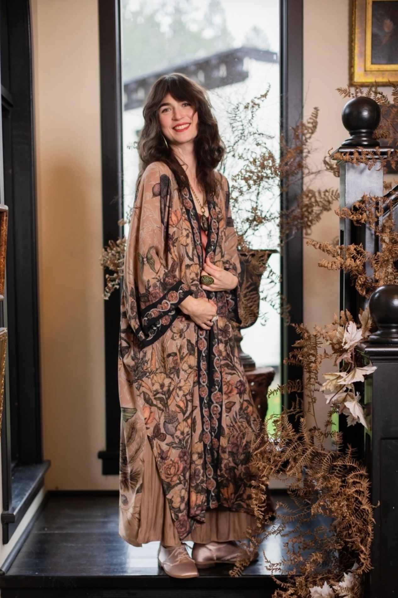 Momento Opera Duster Kimono Robe w/ Starling & Skull