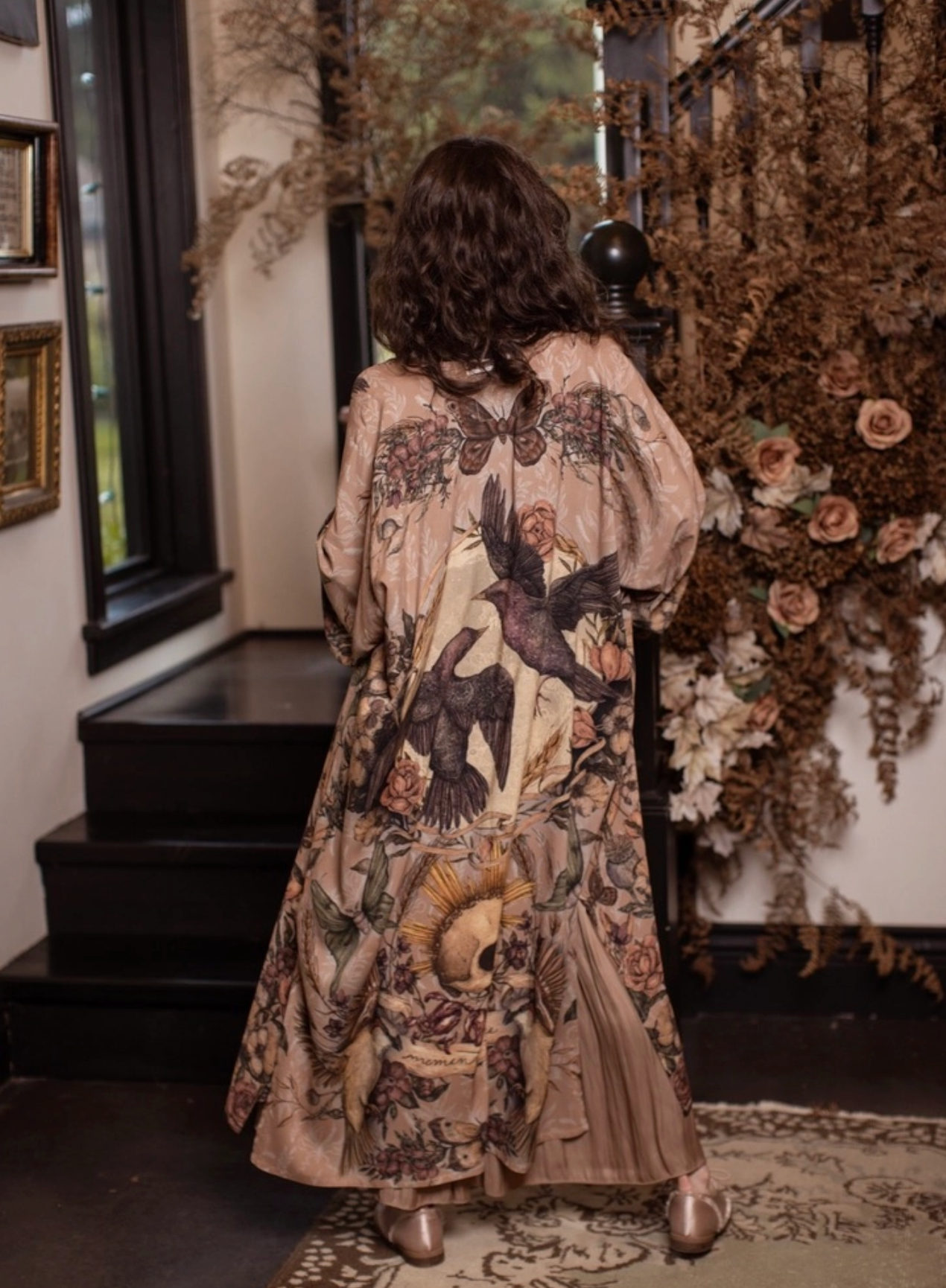 Momento Opera Duster Kimono Robe w/ Starling & Skull