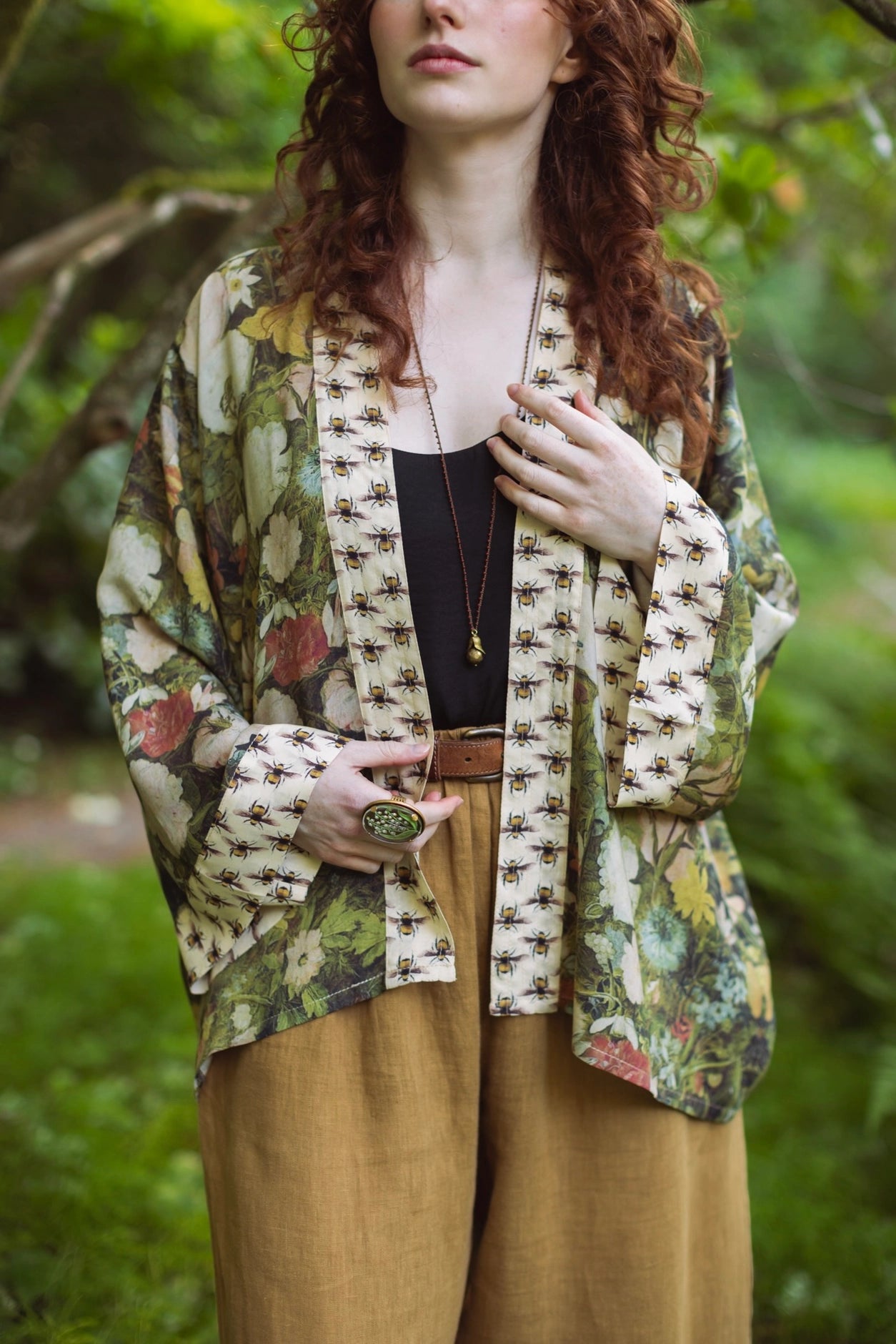 I Dream in Flowers Pixie Duster Cropped Kimono w/ Bees