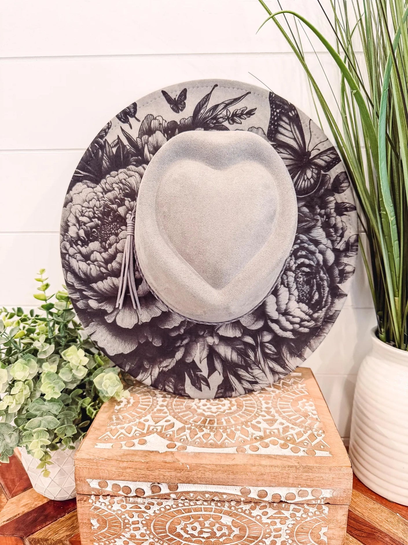 Engraved Peony Butterfly Engraved Heart Hat, Floral Engraved Cowboy Hat, Burned Fedora, Engraved Suede Hat, Boho Hat, Vegan Suede