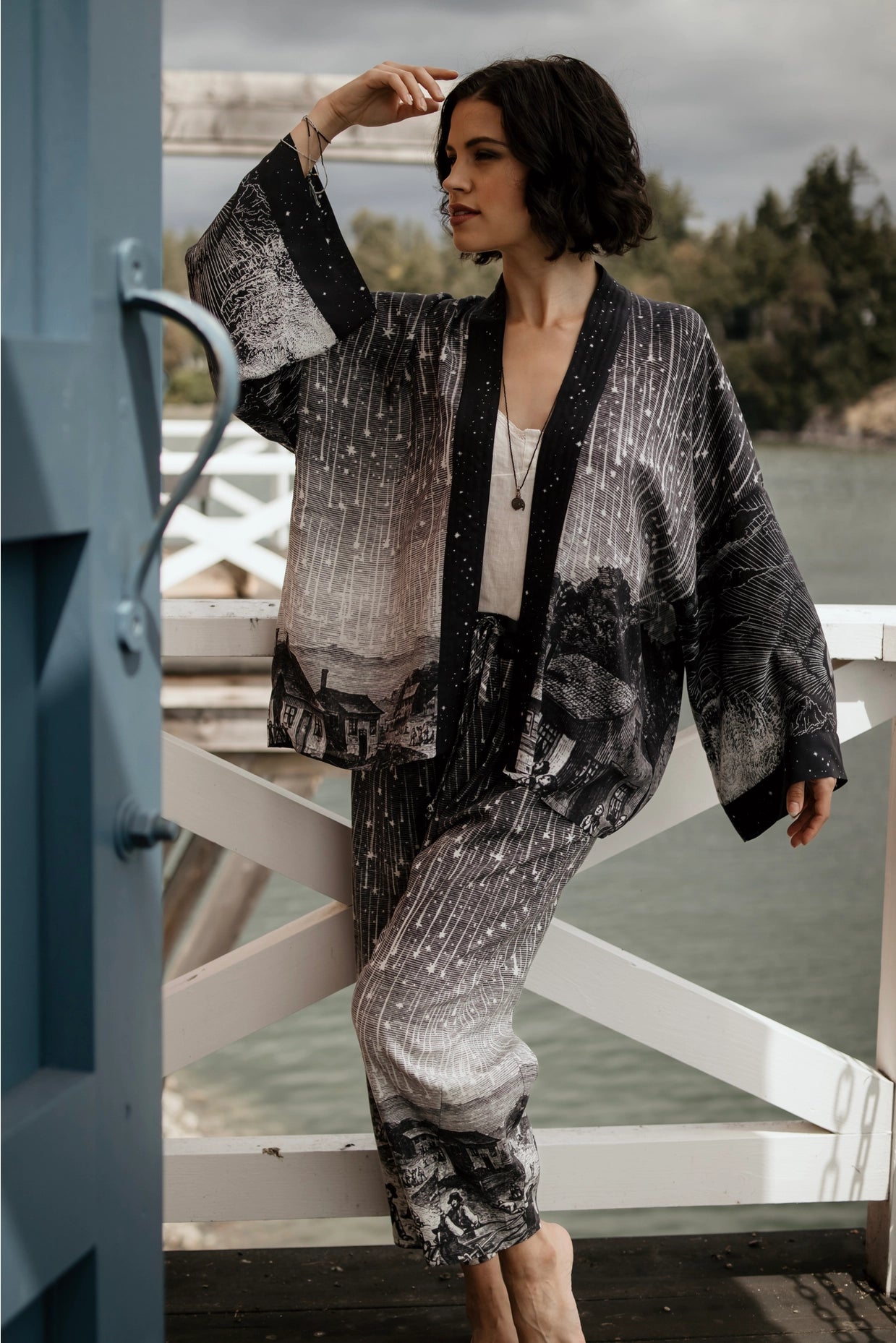 Market Of Stars Stargazer Cropped Bamboo Kimono Cardigan with Falling Stars