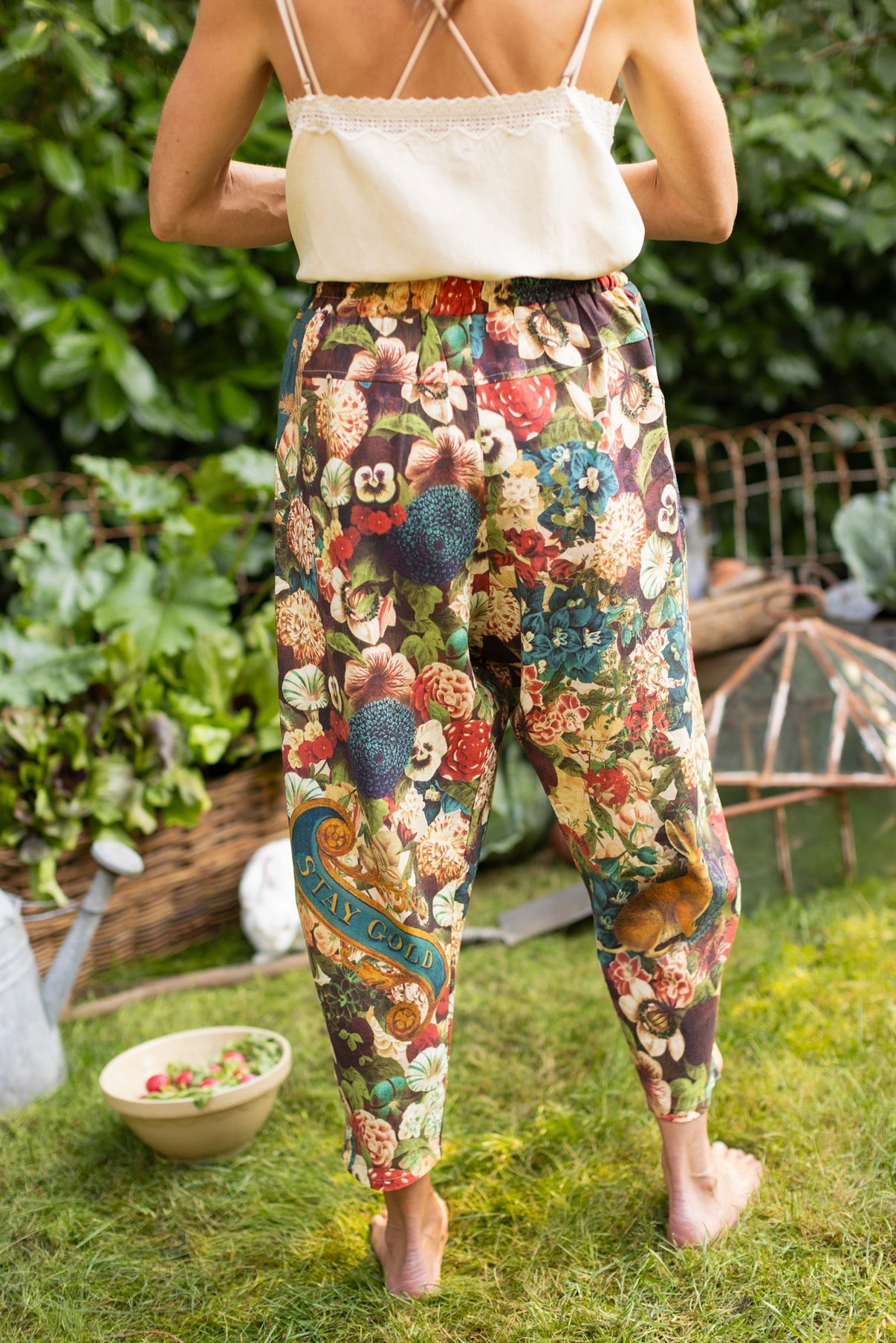 Stay Gold Linen Cropped Artist Pant w/ Bees, Floral & Rabbit