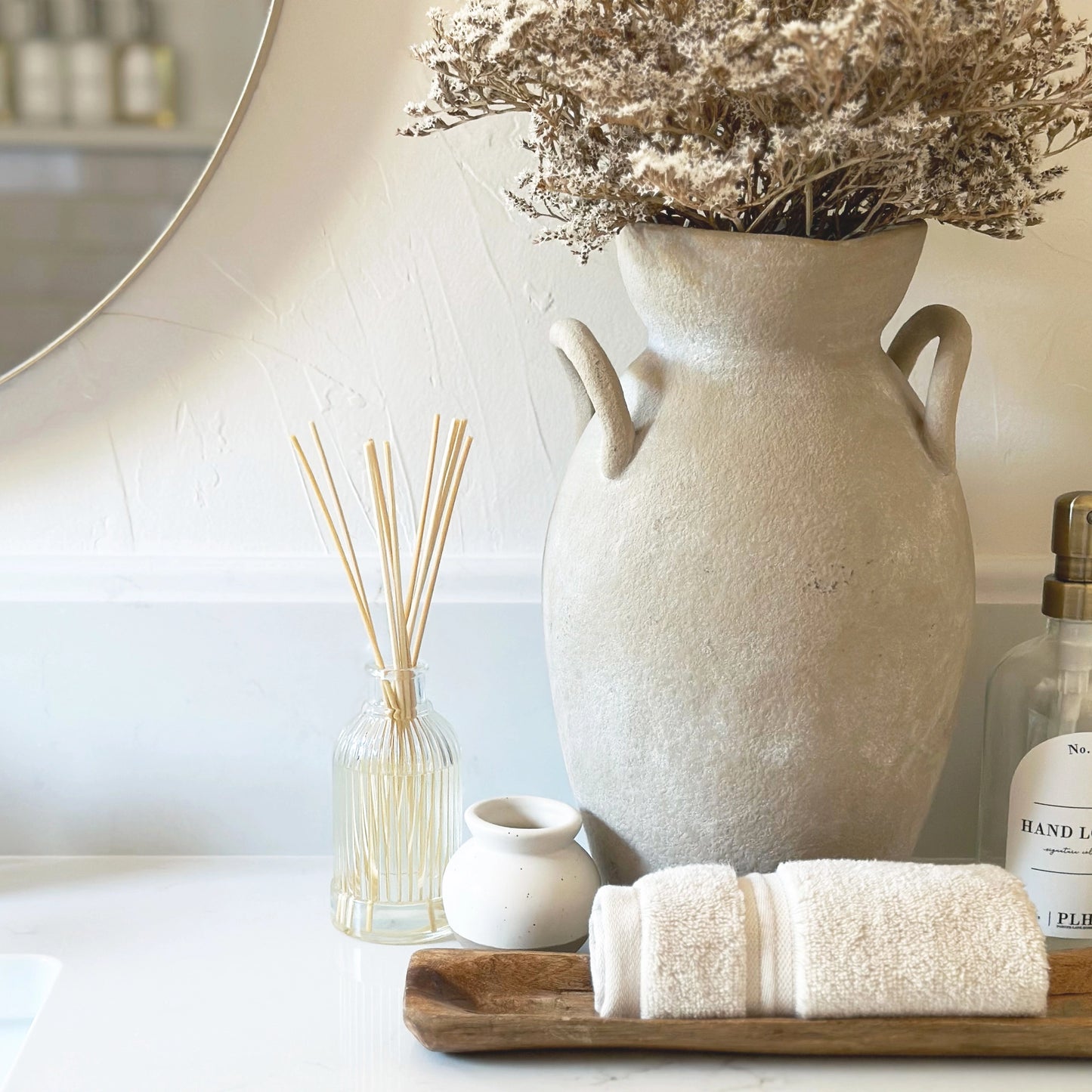 Weekend | Leather + Cardamom Reed Diffuser
