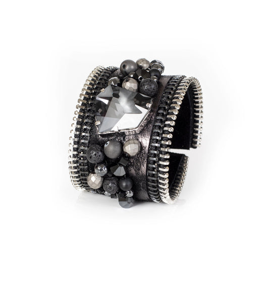 The Wide Zipper Leather Cuff With Swarovski And Beads Bracelet