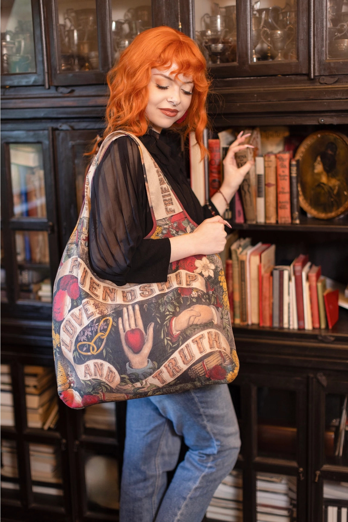 Market Of Stars Friendship Love & Truth Linen Tote Bag With Vintage Heart Print