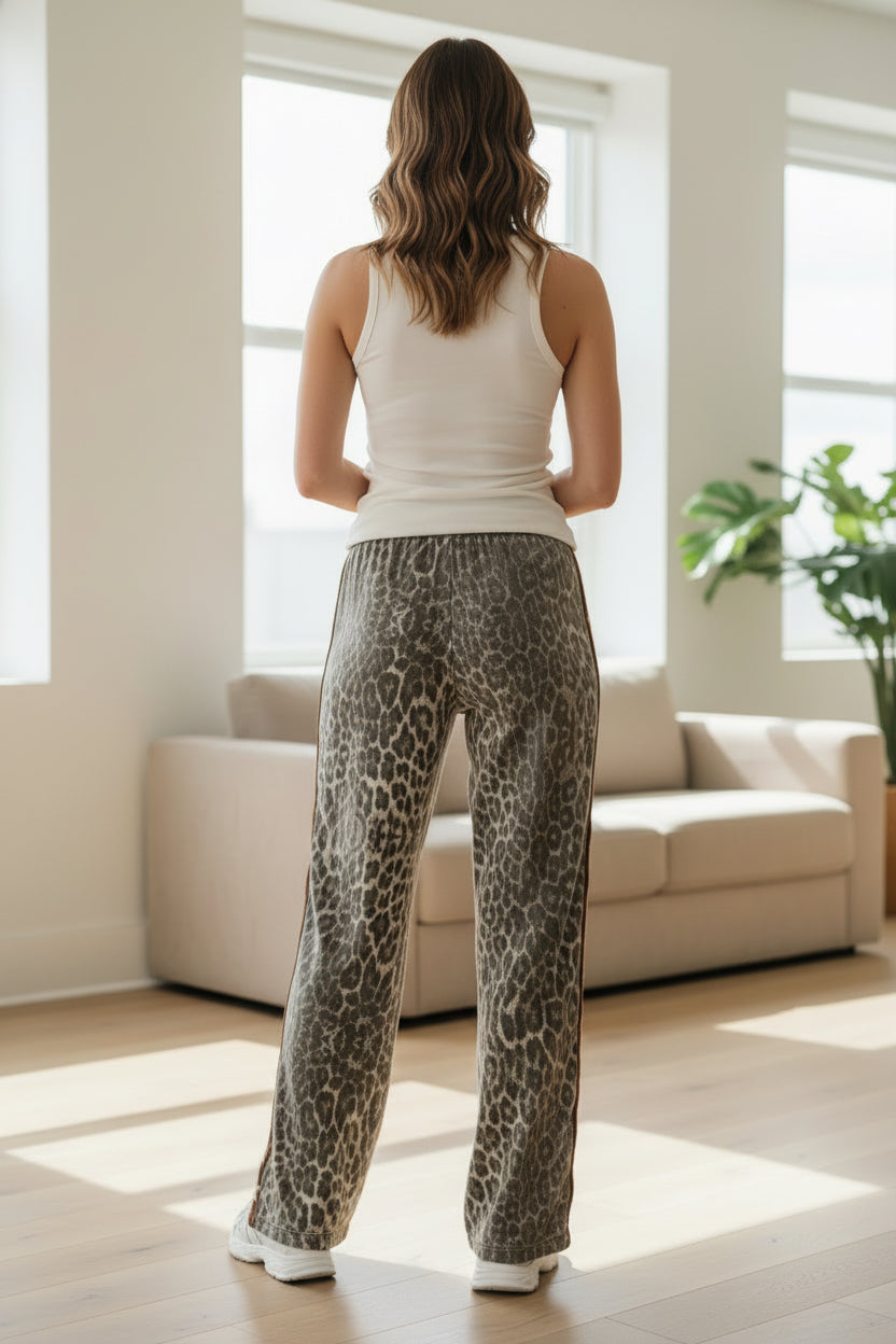 Leopard Printed Star Drawstring Lounge Pants - Pre-Order Ships late February 2026
